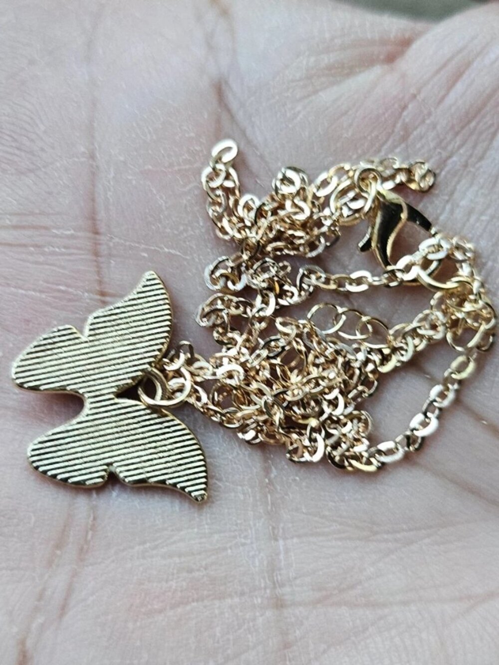 Purple Butterfly Pendant Necklace Fashion Jewelry Gold Tone Chain Necklace - Picture 10 of 11